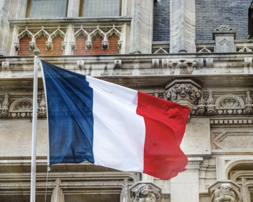 Entre secteurs public et privé, une porosité « structurelle » et une « menace démocratique »